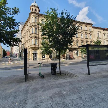 Chic Studios Wendy In Centre Tour As Laibach Exterior foto